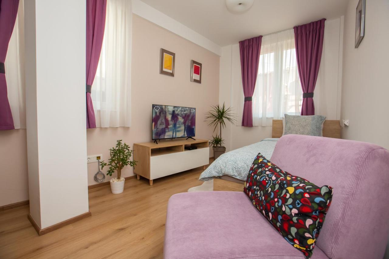 Charming Apartment In Shtip'S Downtown Штип Экстерьер фото